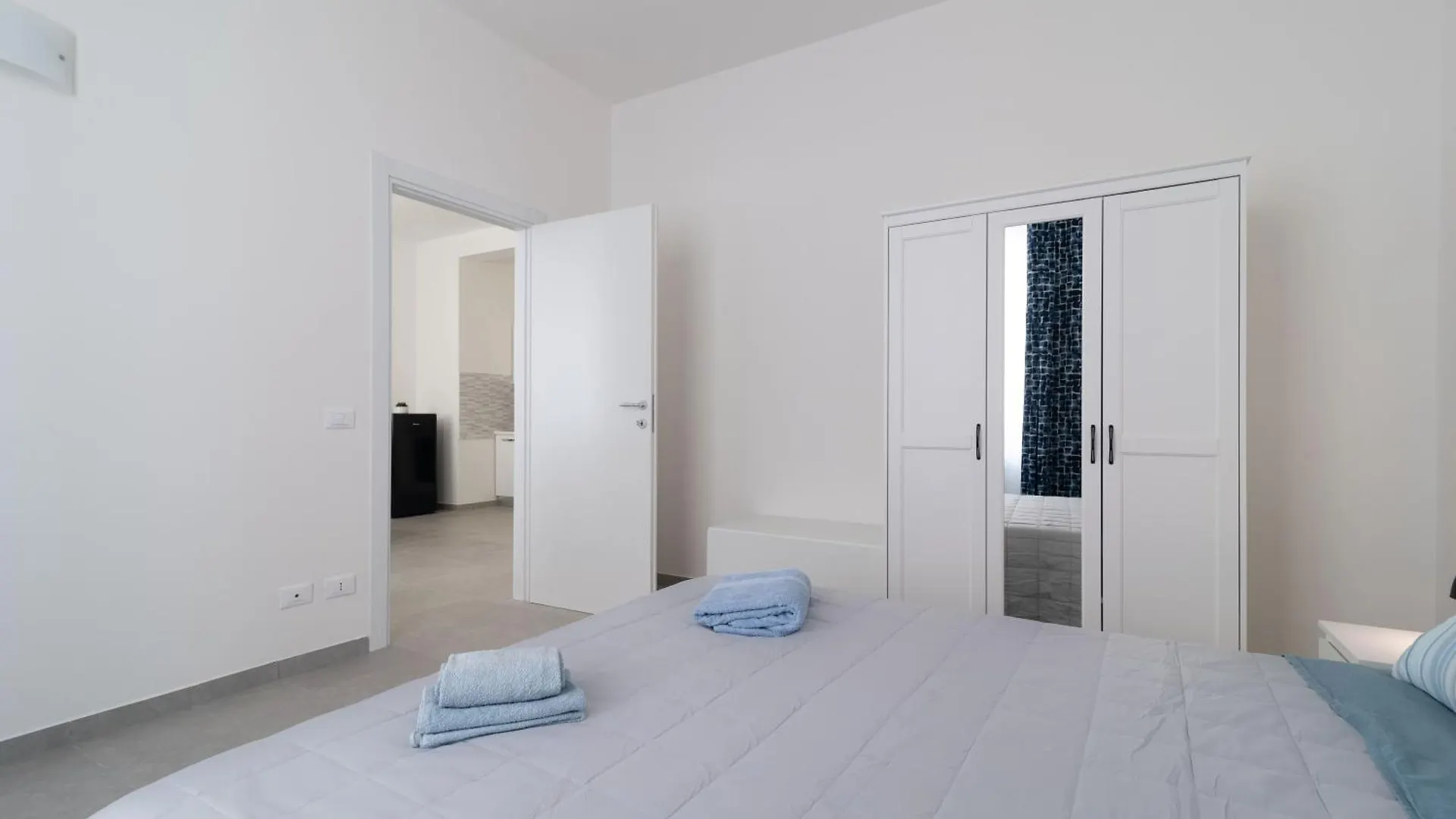 Central Apartment In Mantova Near The Station! 0*,
