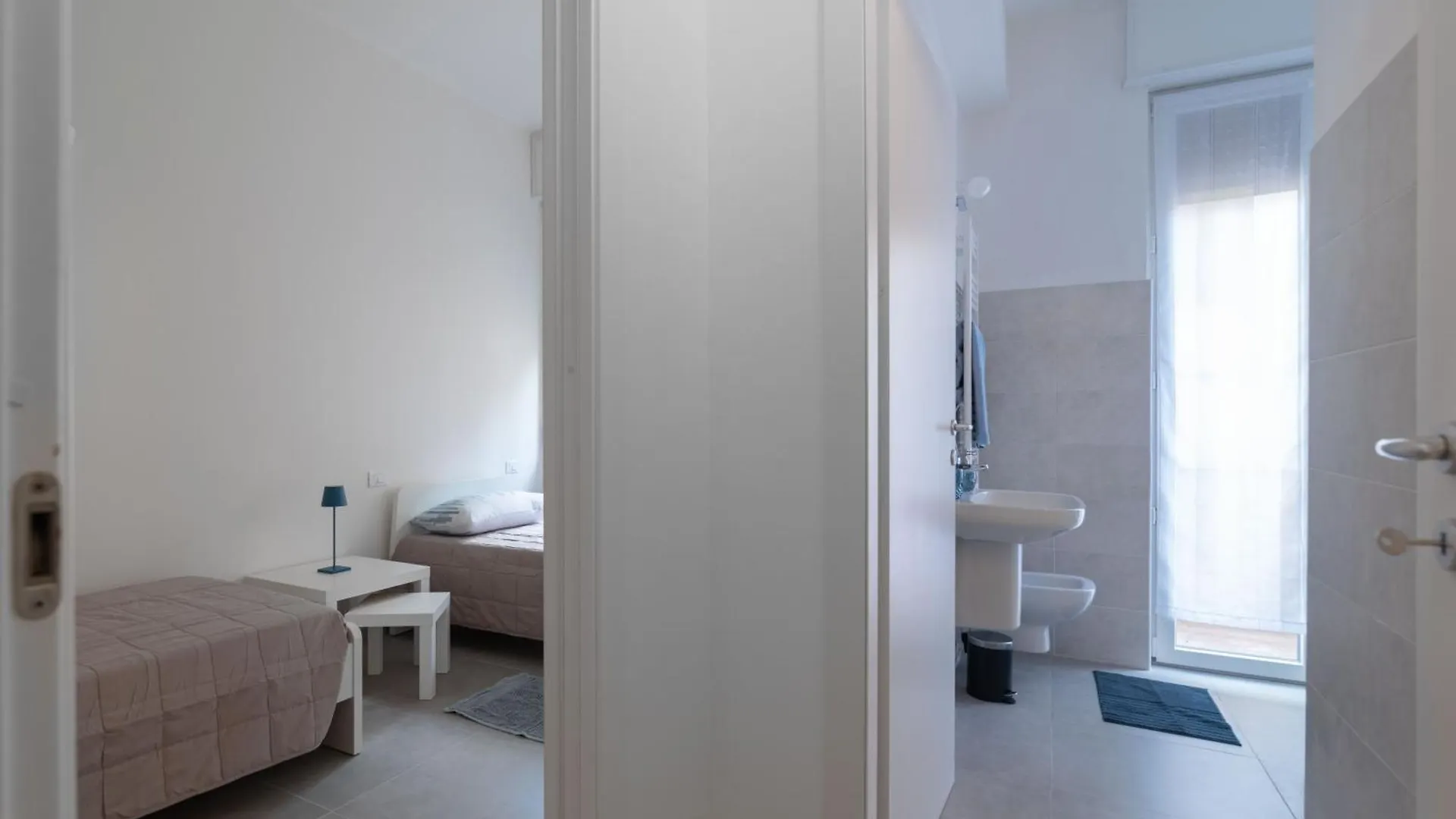 Central Apartment In Mantova Near The Station! Italien